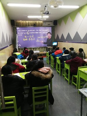 韶關(guān)市湞江區(qū)高思教育信息咨詢 助力學(xué)生成長，點(diǎn)亮智慧未來